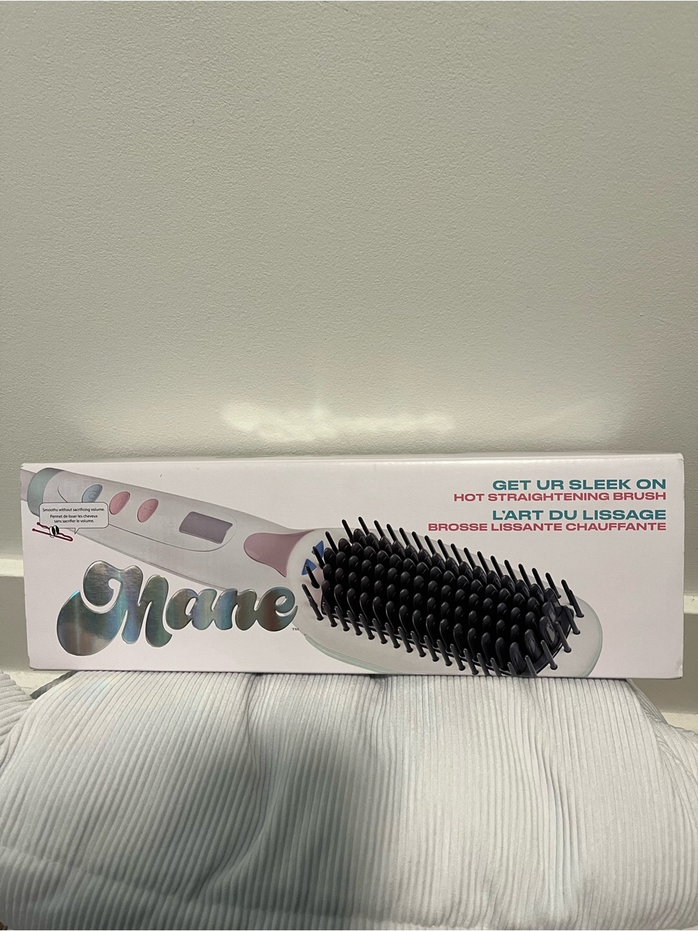 Mane Hot Straightening Brush NWB
